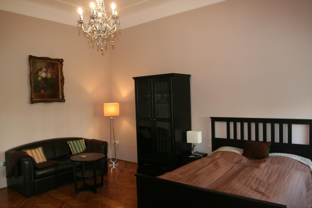 בודפשט Diamonds Apartment With 2 Rooms Near Guzsdu Udvar מראה חיצוני תמונה
